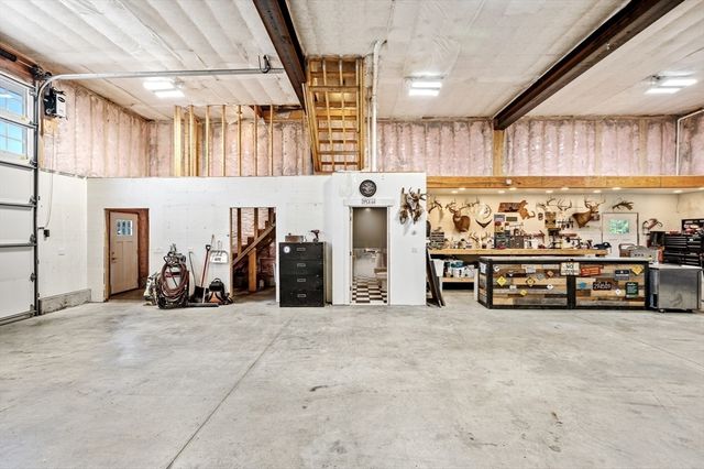 48 Summer Rd, Berlin, MA 01503