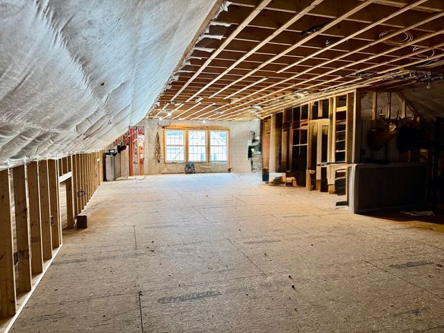 48 Summer Rd, Berlin, MA 01503