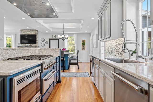 48 Summer Rd, Berlin, MA 01503
