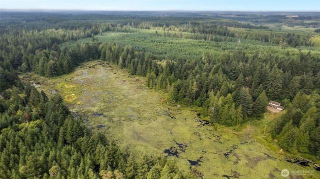 911 E Dawn Drive, Allyn, WA 98524