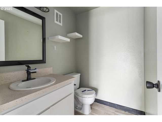 311 Ne 85TH St X, Vancouver, WA 98665