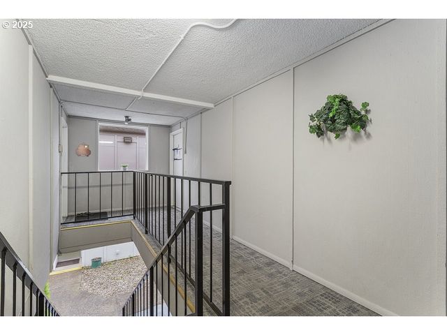 311 Ne 85TH St X, Vancouver, WA 98665