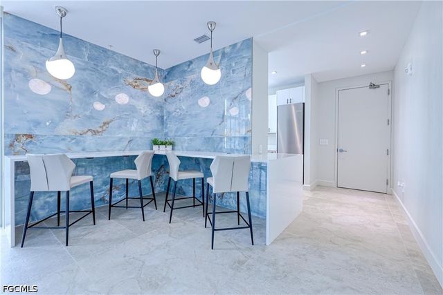 3000 Oasis Grand BLVD 701, Fort Myers, FL 33916