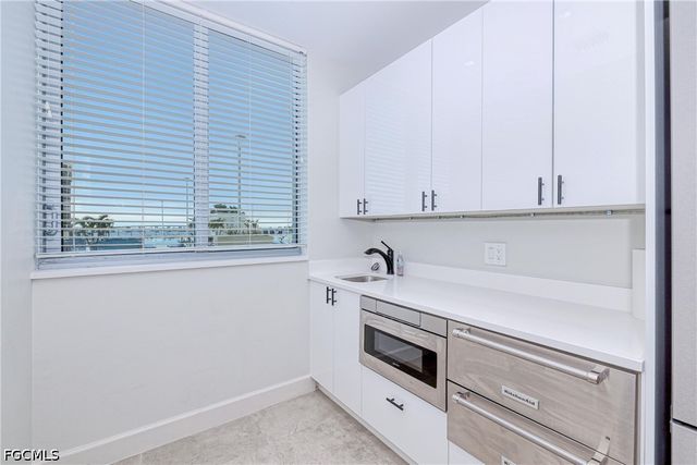 3000 Oasis Grand BLVD 701, Fort Myers, FL 33916