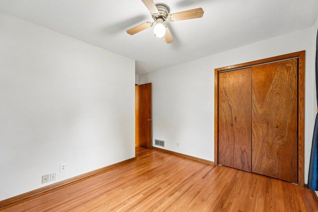 1866 Sterling Avenue N, Maplewood, MN 55109