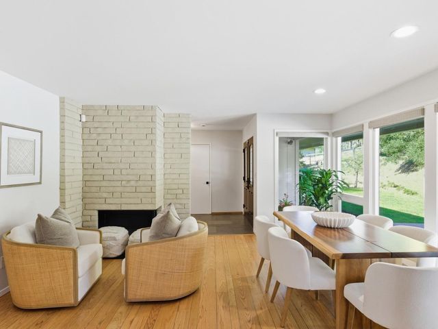 28266 Christopher Lane, Los Altos Hills, CA 94022