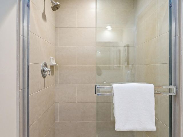 28266 Christopher Lane, Los Altos Hills, CA 94022