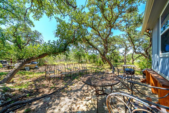 8579 Whartons Dock, Bandera, TX 78003
