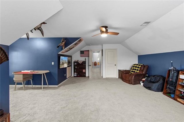 8119 NW Venita Street, Weatherby Lake, MO 64152