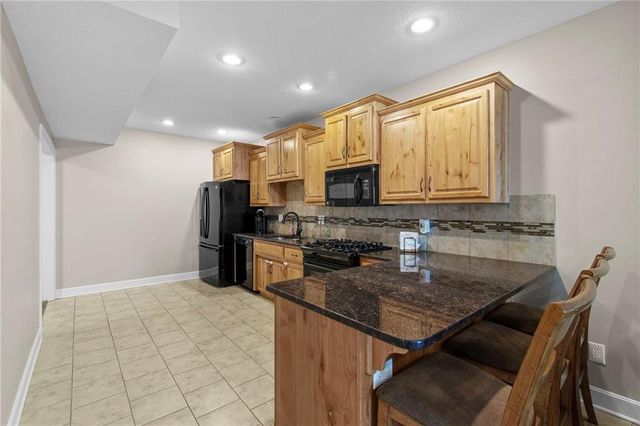 8119 NW Venita Street, Weatherby Lake, MO 64152