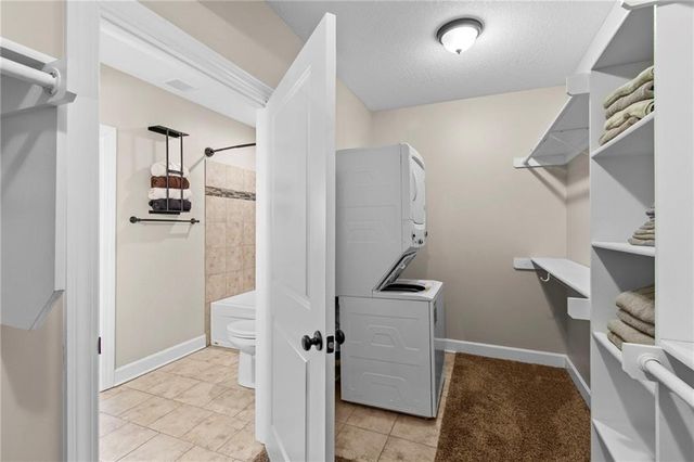 8119 NW Venita Street, Weatherby Lake, MO 64152