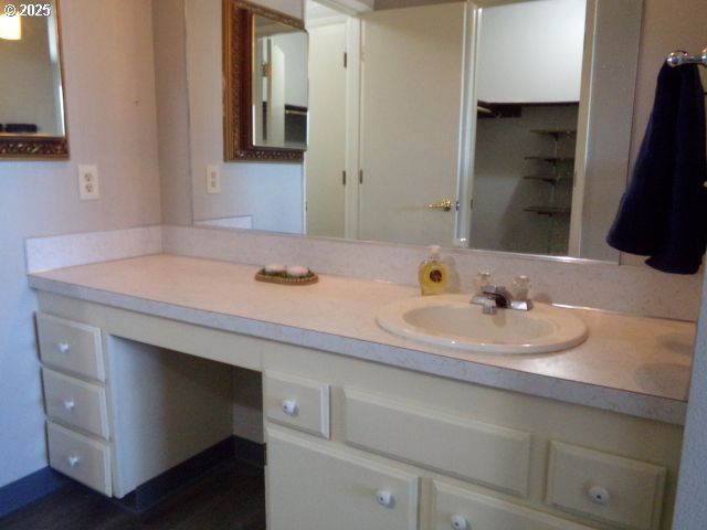 950 EVERGREEN Rd 310, Woodburn, OR 97071