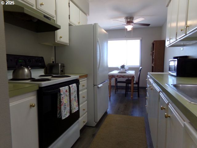 950 EVERGREEN Rd 310, Woodburn, OR 97071