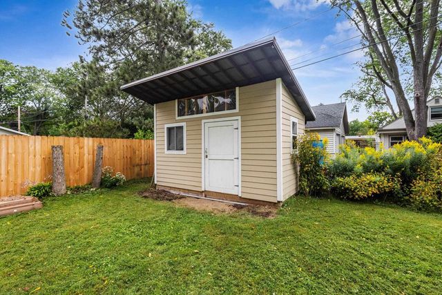 4246 Doncaster Drive, Madison, WI 53711