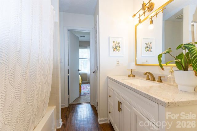 8159 Circle Tree Lane, Charlotte, NC 28277