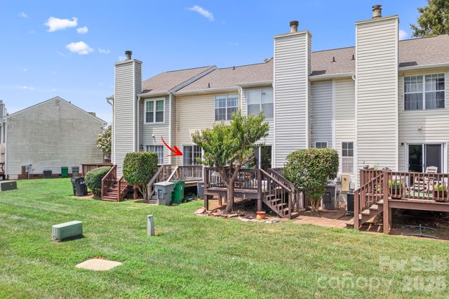 8159 Circle Tree Lane, Charlotte, NC 28277