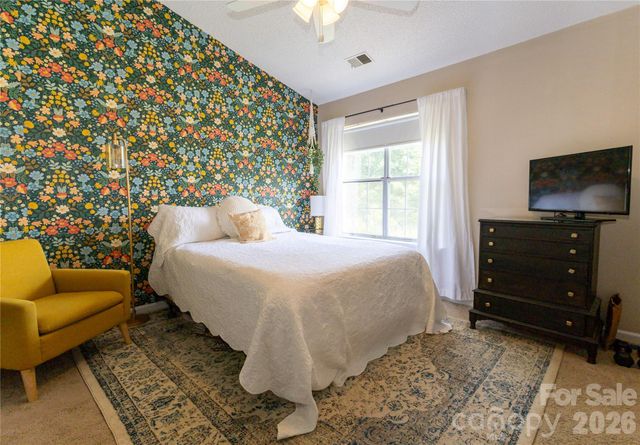 8159 Circle Tree Lane, Charlotte, NC 28277