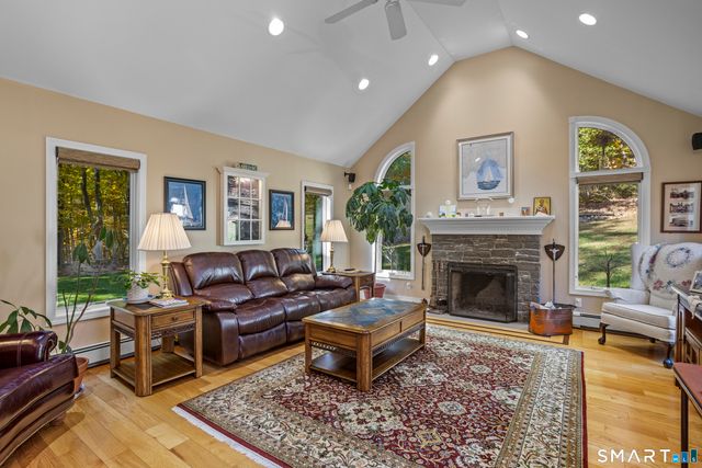 137 Upper Pattagansett Road, East Lyme, CT 06333