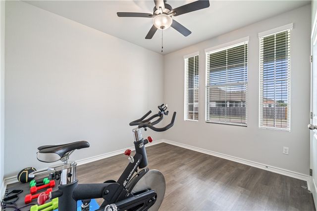 2606 Vista Del Sol St, Corpus Christi, TX 78414