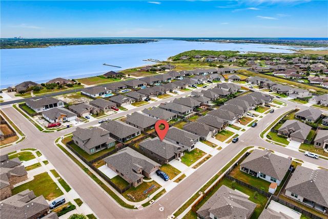 2606 Vista Del Sol St, Corpus Christi, TX 78414