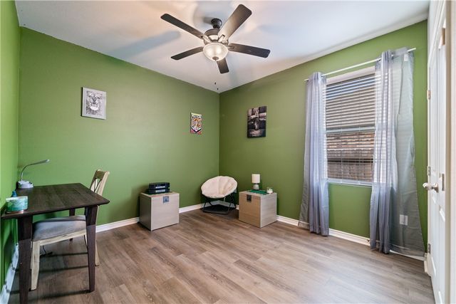 2606 Vista Del Sol St, Corpus Christi, TX 78414