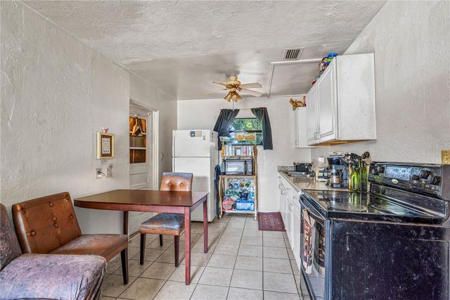 711 FLANDERS AVENUE, Daytona Beach, FL 32114