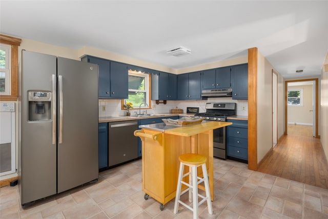 233 Victory Highway, West Greenwich, RI 02817