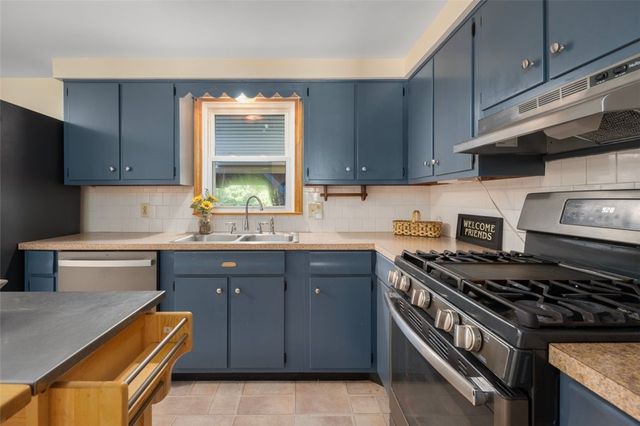 233 Victory Highway, West Greenwich, RI 02817