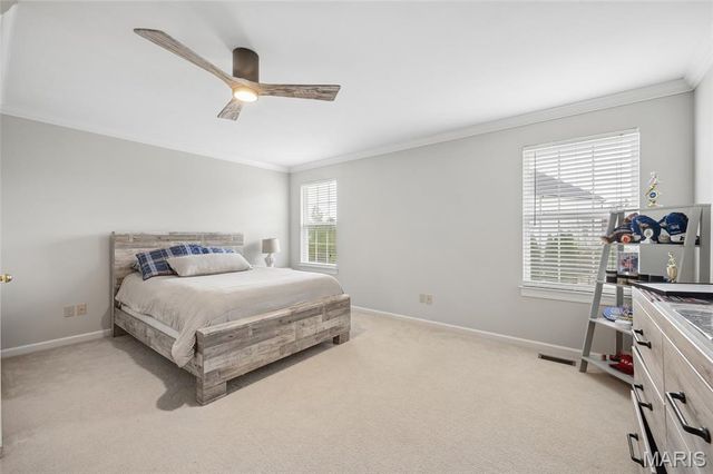 3027 Windsor Point Drive, St Louis, MO 63129
