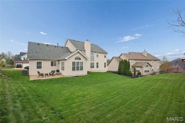 3027 Windsor Point Drive, St Louis, MO 63129