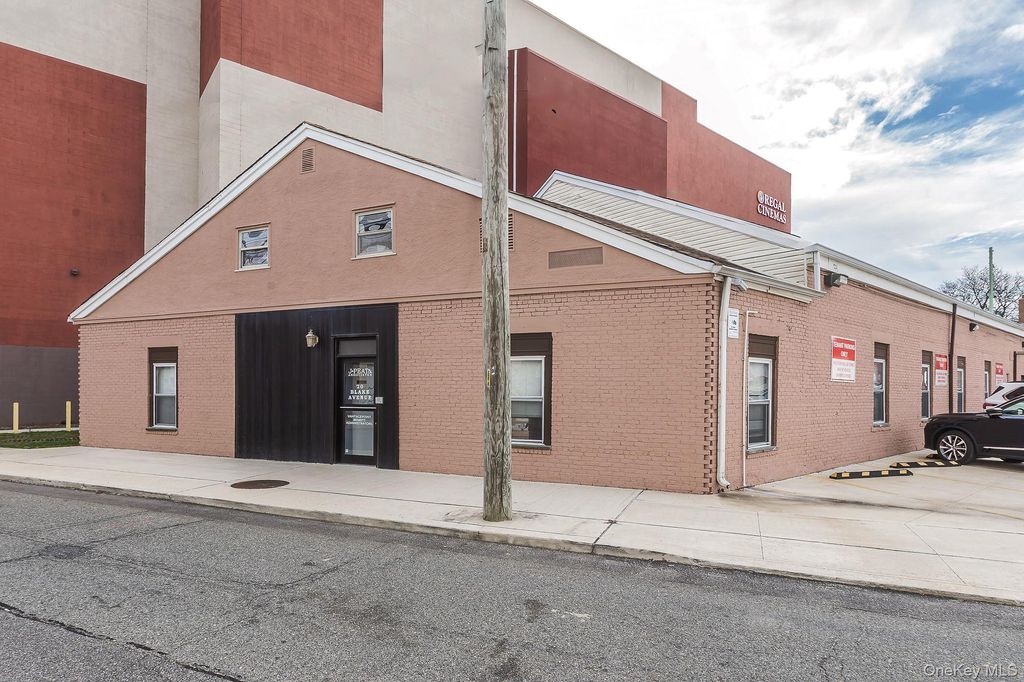 337-343 - 20 Blake Merrick & Blake Road, Lynbrook, NY 11563 — photo 3