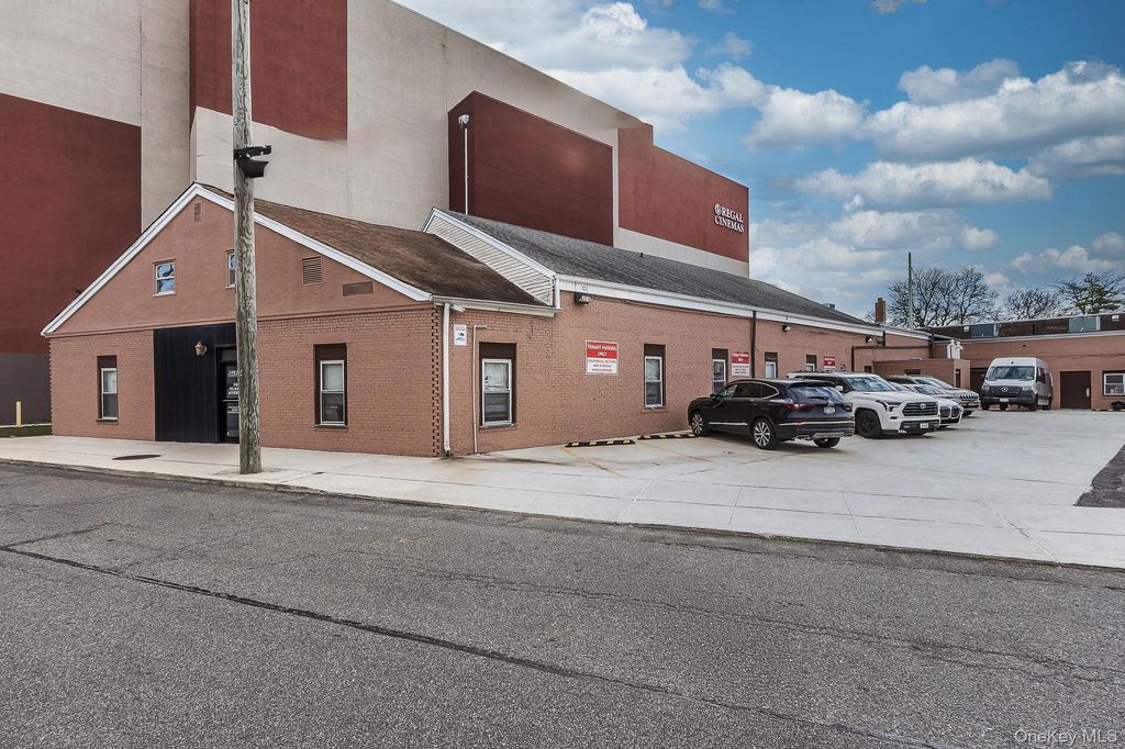 337-343 - 20 Blake Merrick & Blake Road, Lynbrook, NY 11563 — photo 5