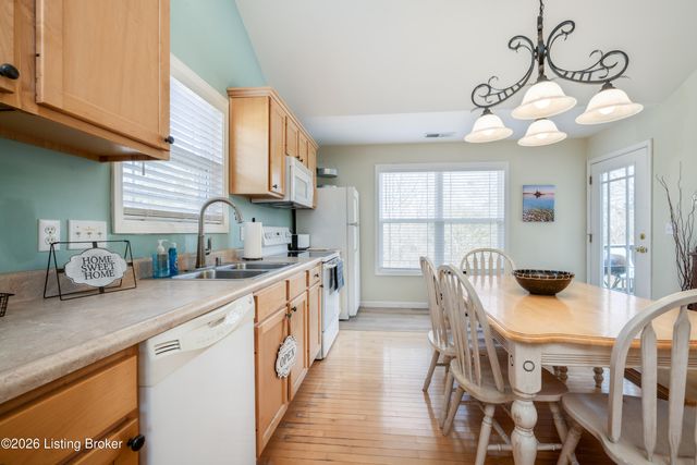 585 Grand View Dr 13, Taylorsville, KY 40071