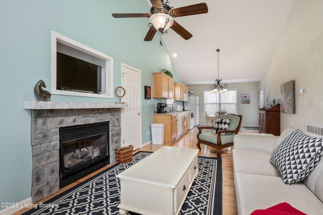 585 Grand View Dr 13, Taylorsville, KY 40071