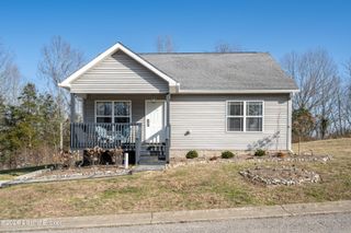585 Grand View Dr 13, Taylorsville, KY 40071