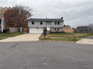 134 Roycroft Drive, West Seneca, NY 14224