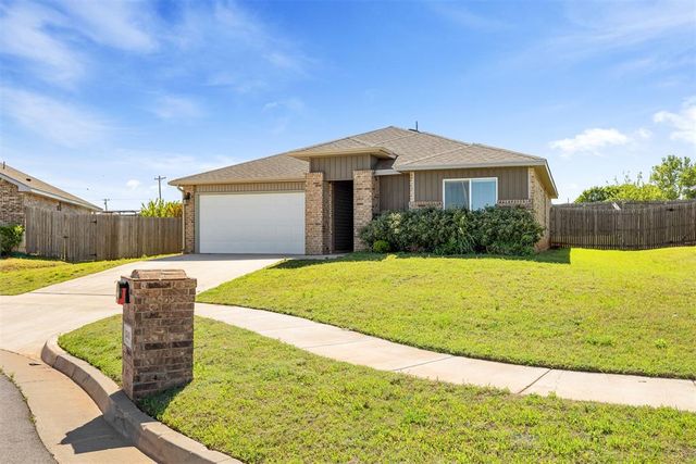 2405 Iris Court, Yukon, OK 73099