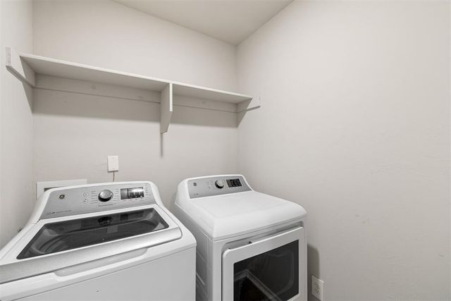 2405 Iris Court, Yukon, OK 73099