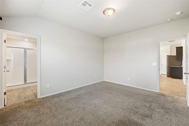 2405 Iris Court, Yukon, OK 73099