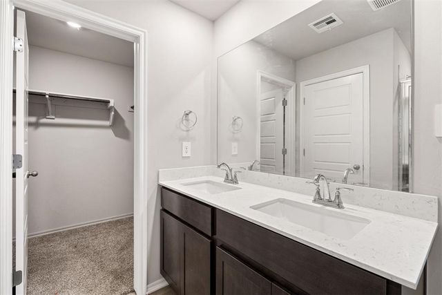 2405 Iris Court, Yukon, OK 73099