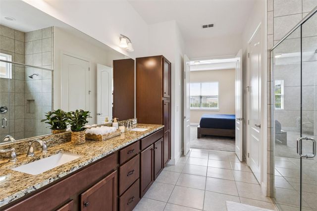 5087 TWIN LAKES BOULEVARD, St Cloud, FL 34772