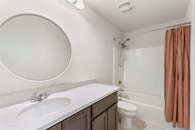 9109 Glen Mills Trail, Fort Worth, TX 76179