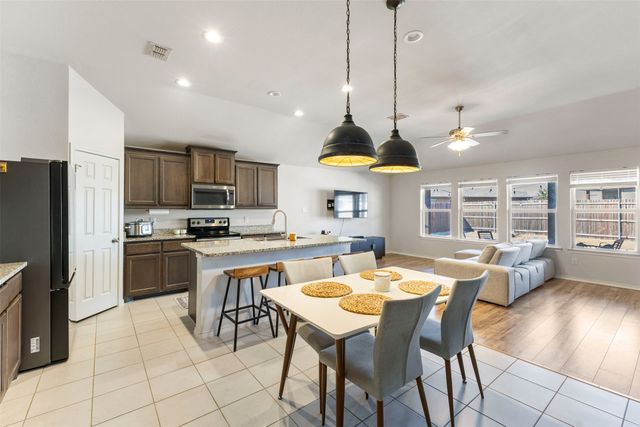 9109 Glen Mills Trail, Fort Worth, TX 76179