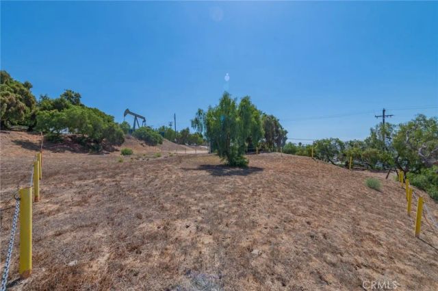 2420 Gaviota, Signal Hill, CA 90755