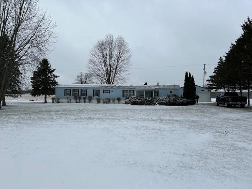 6189 Wildwood Drive, Seville Twp, MI 48832