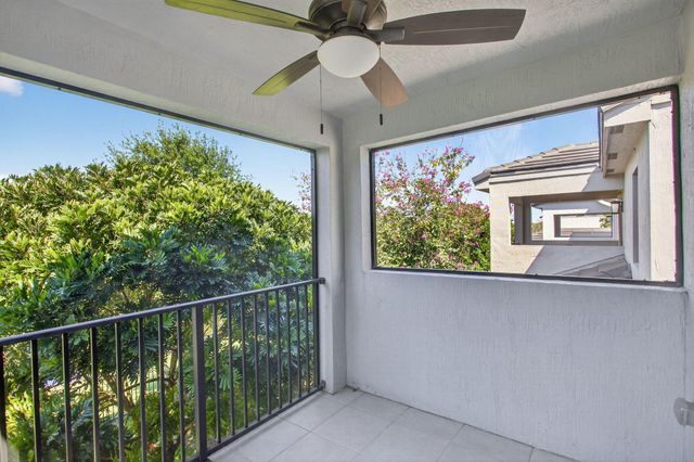 325 NW 33rd Lane, Pompano Beach, FL 33069