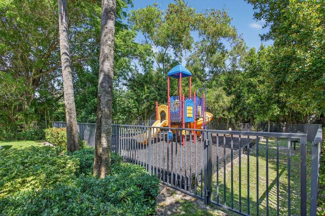 325 NW 33rd Lane, Pompano Beach, FL 33069