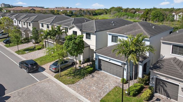 325 NW 33rd Lane, Pompano Beach, FL 33069