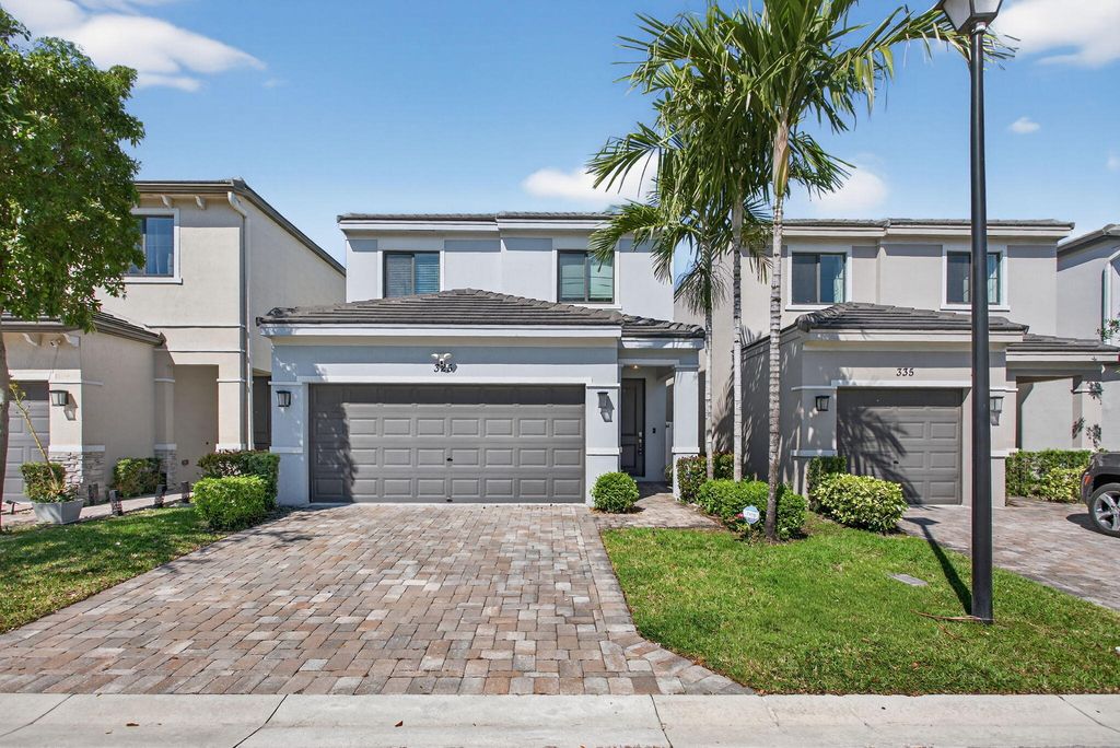325 NW 33rd Lane, Pompano Beach, FL 33069