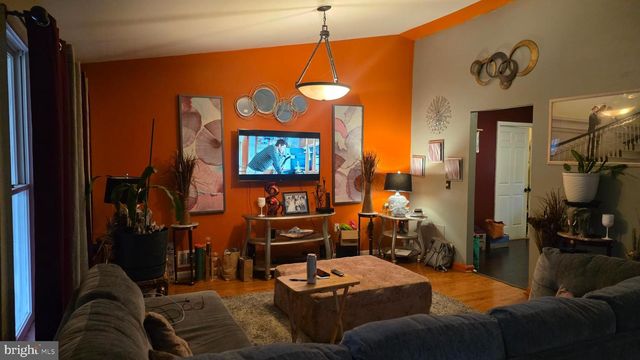 9104 TRUMPS HILL RD, Upper Marlboro, MD 20772